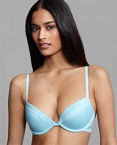 Picking a Comfortable Yet Flattering Bra